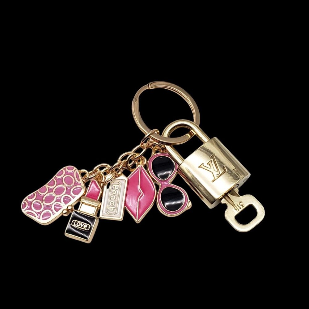 Louis Vuitton Gold Padlock Key 🔒 Authentic LV Charm + Unbranded Keychain - Picture 10 of 10